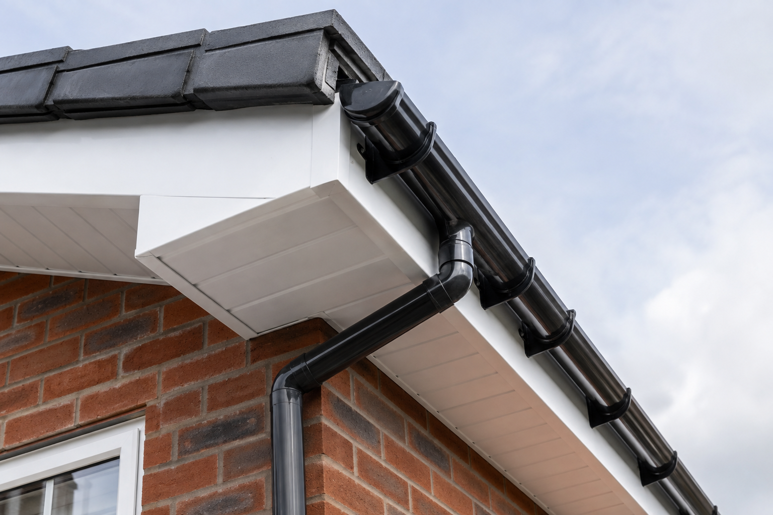 Clean finished fascia, soffit and gutter installation